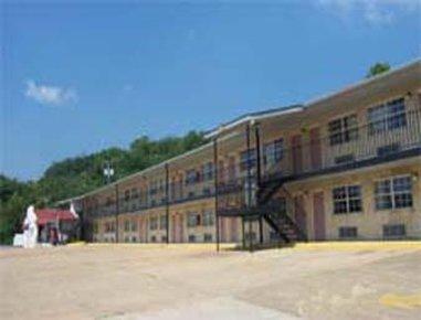 Knights Motel 2*